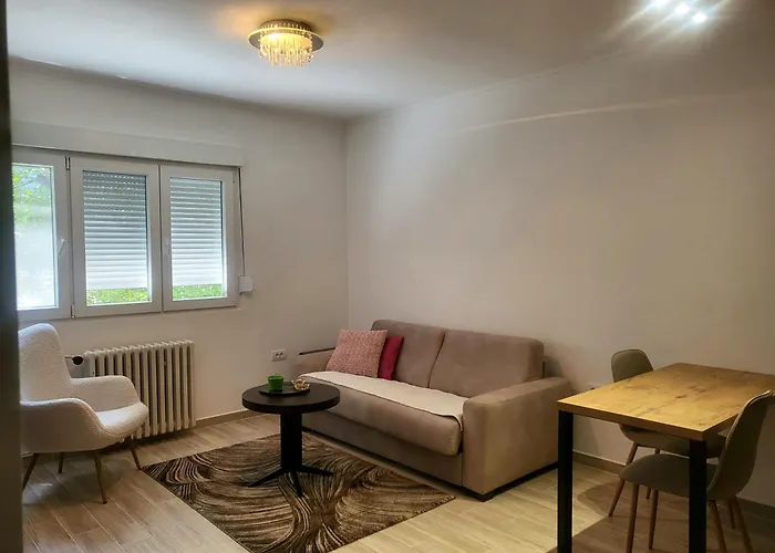 Ellie Star 베오그라드